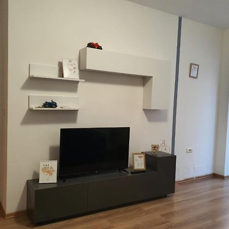 Heris'S Apartment Tirana Exteriör bild