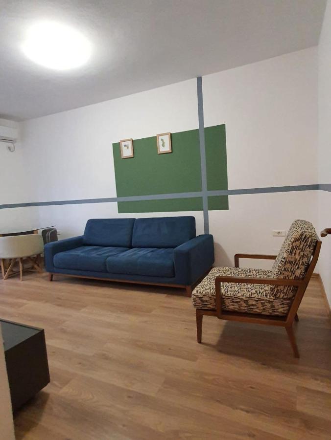 Heris'S Apartment Tirana Exteriör bild