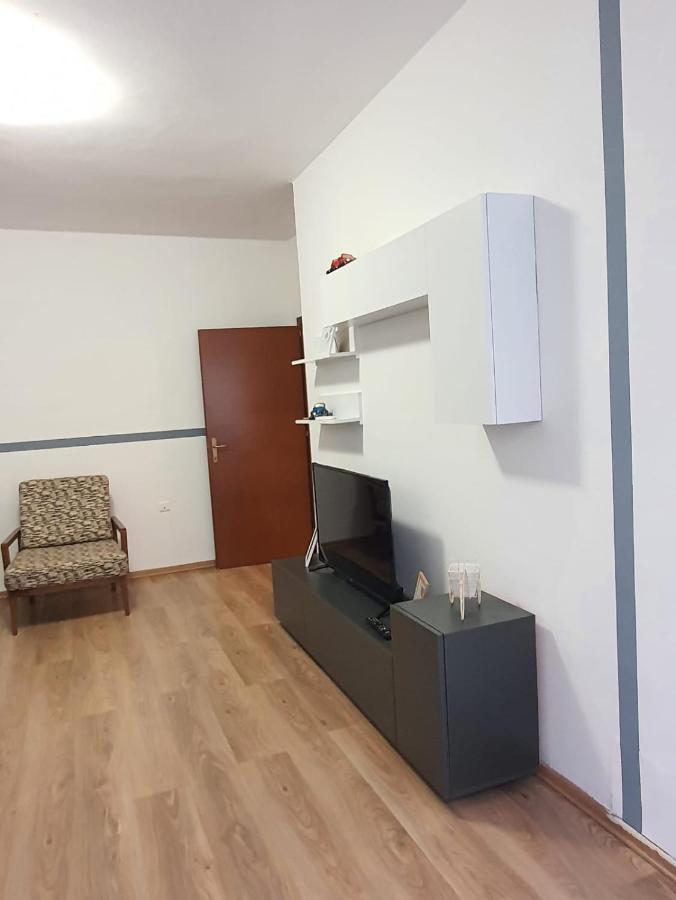 Heris'S Apartment Tirana Exteriör bild